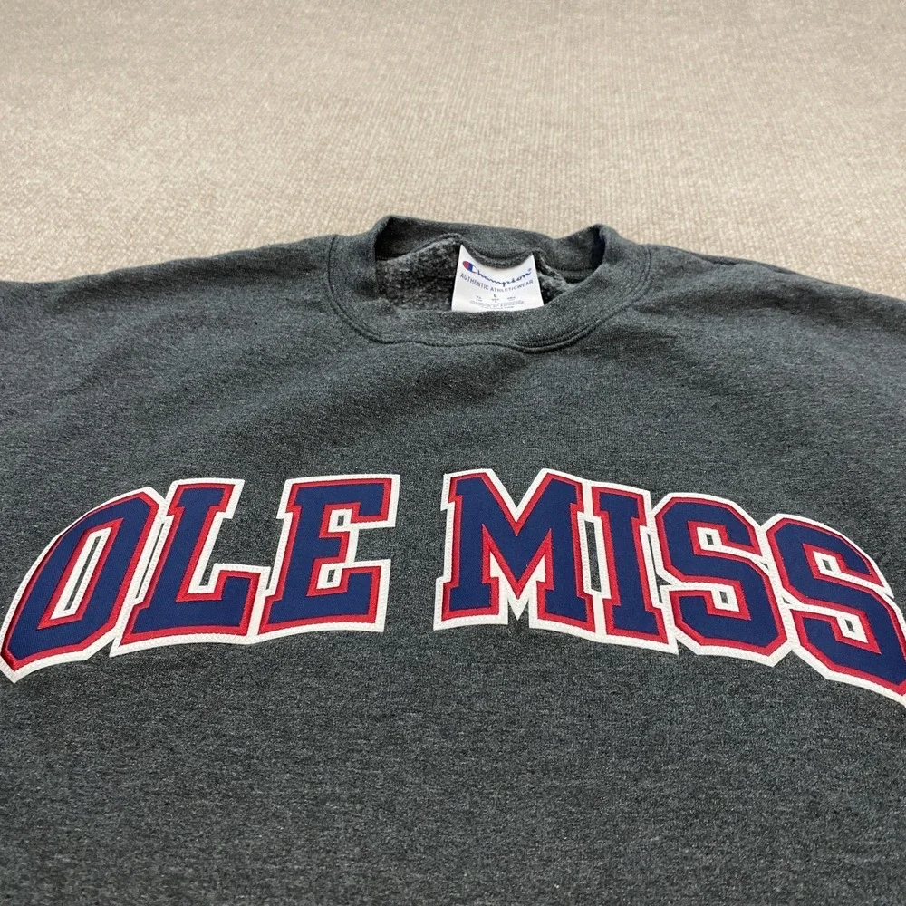 Champion Sweatshirt‎ Mens Large Gray Ole Miss Crewneck Fleece Embroidered